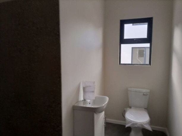 2-bedroom-apartments-for-rent-in-roma-big-2