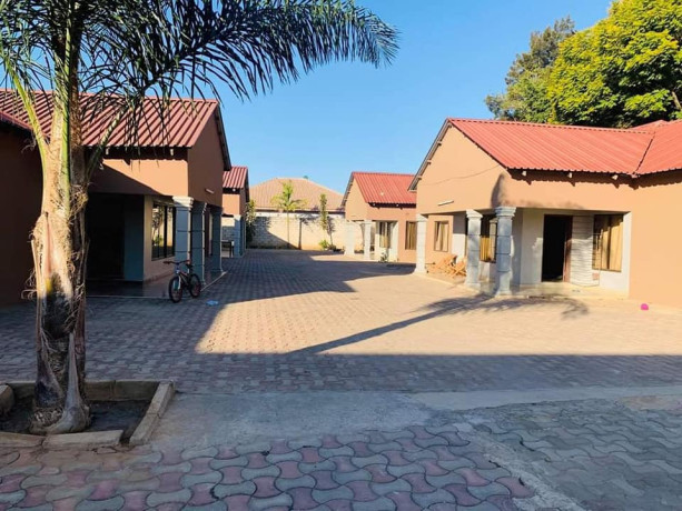 3-bedroom-flat-for-rent-in-ibex-hill-big-2