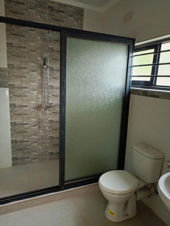 2-bedroom-flat-for-rent-in-chalala-big-3