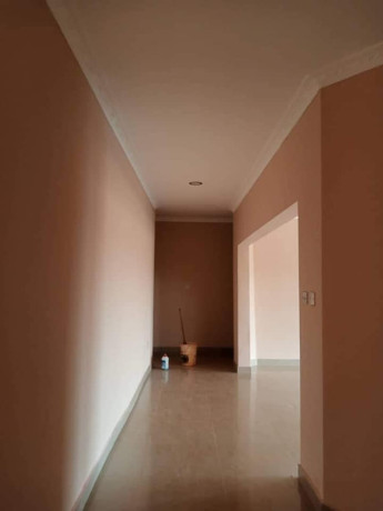 3-bedroom-flat-for-rent-in-chalala-big-6