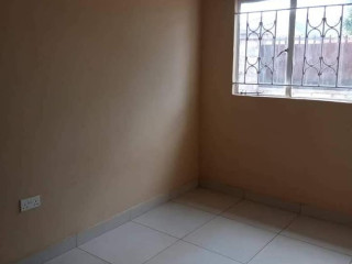 3-bedroom-flat-for-rent-in-lilayi