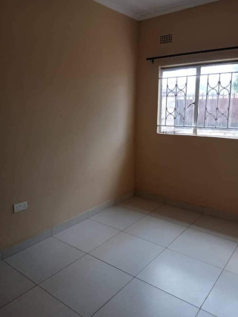 3-bedroom-flat-for-rent-in-lilayi-big-0