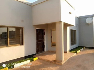 2-bedroom-flat-for-rent-in-chalala