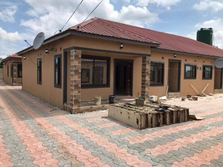 2-bedroom-flats-for-rent-in-chalala