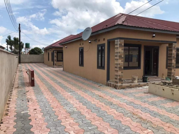 2-bedroom-flats-for-rent-in-chalala-big-1