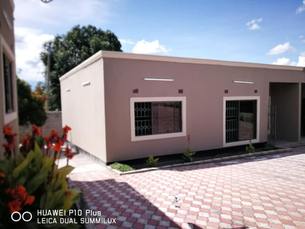 2-bedroom-flat-for-rent-in-ibex-hill-big-9