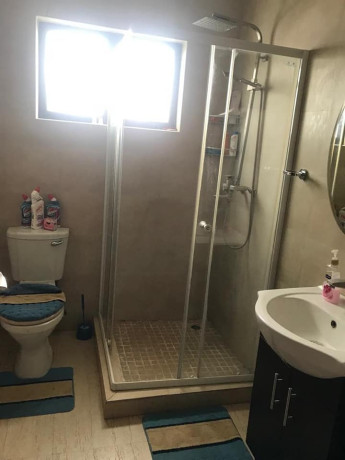 2-bedroom-flat-for-rent-in-ibex-hill-big-3