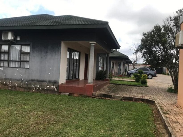 2-bedroom-flat-for-rent-in-ibex-hill-big-0