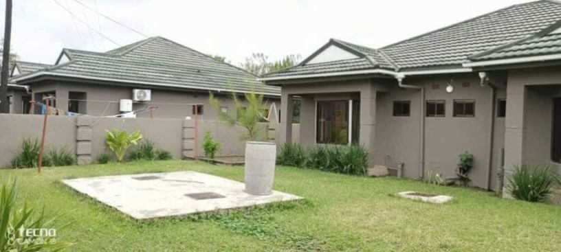 2-bedroom-flat-for-rent-in-meanwood-ibex-big-1