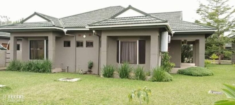 2-bedroom-flat-for-rent-in-meanwood-ibex-big-0