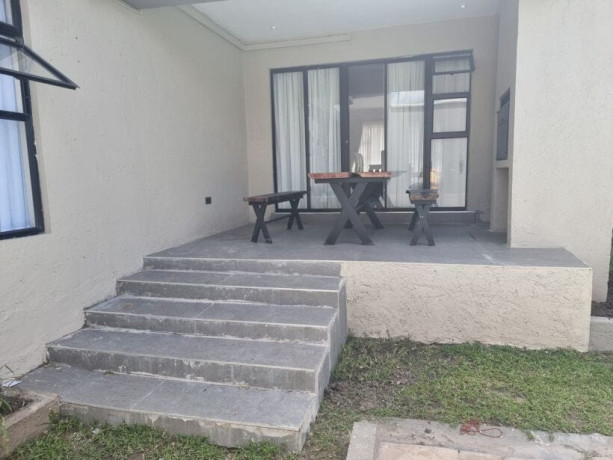 4-bedroom-fully-furnished-apartment-for-rent-in-roma-park-big-2