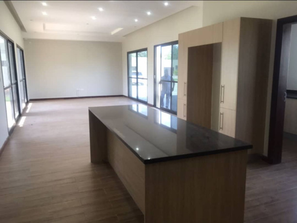 3-bedroom-house-for-rent-in-lilayi-big-5