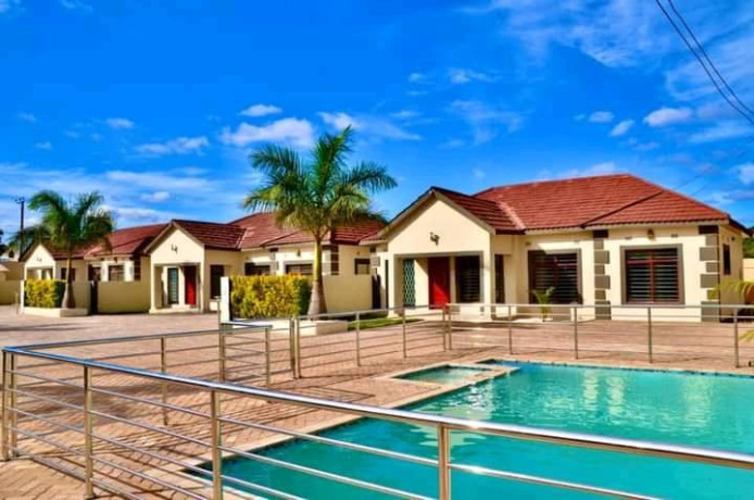 3-bedroom-flat-for-rent-in-kabulonga-big-0