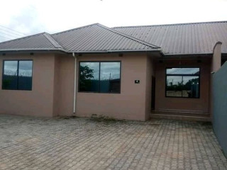 3-bedroom-flat-for-rent-in-ibex-hill