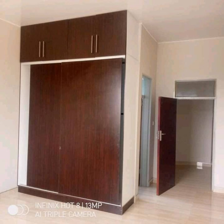 3-bedroom-flat-for-rent-in-ibex-hill-big-4