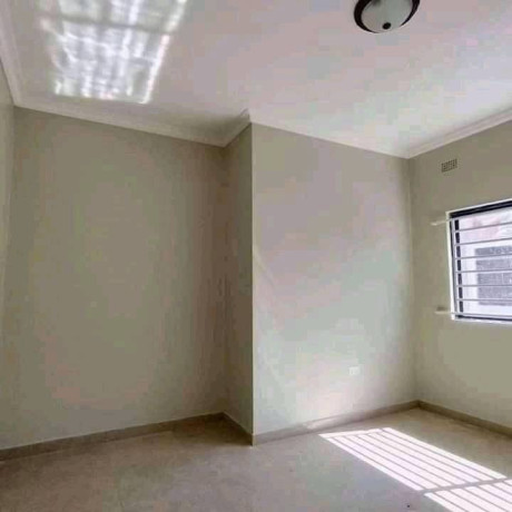 3-bedroom-flat-for-rent-in-libala-south-big-4