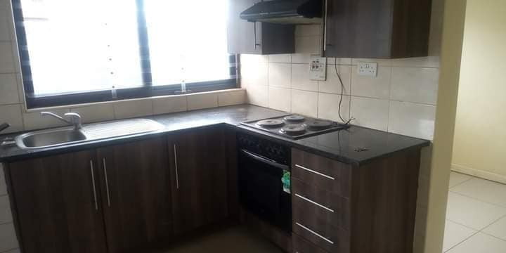 2-bedroom-standalone-house-for-rent-in-woodlands-big-1