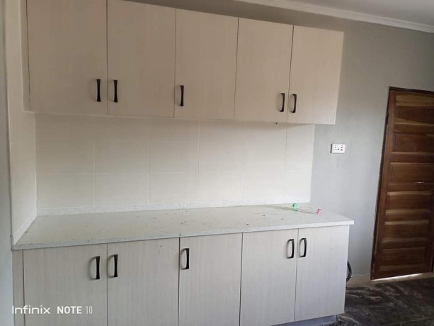 3-bedroom-flat-for-rent-in-chalala-big-6