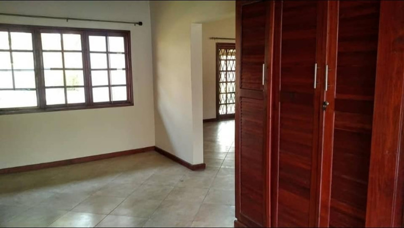 4-bedroom-standalone-house-for-rent-in-chifwema-road-big-4