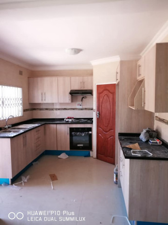 4-bedroom-house-for-rent-in-ibex-hill-big-2