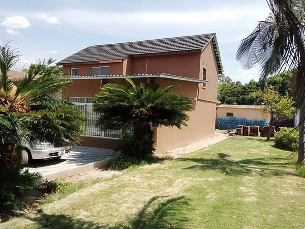 4-bedroom-house-for-rent-in-ibex-hill-big-1