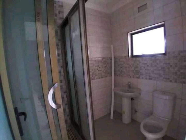 3-bedroom-flat-for-rent-in-makeni-big-4