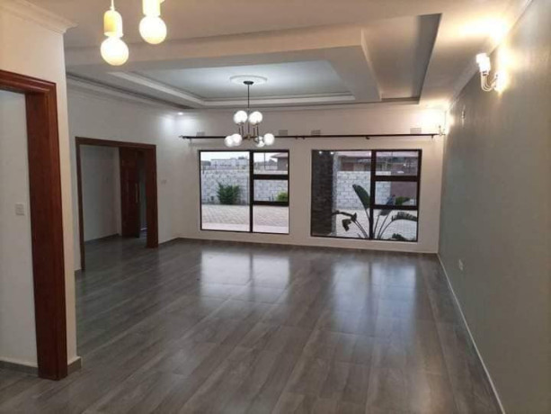 3-bedroom-house-for-rent-in-new-kasama-big-5