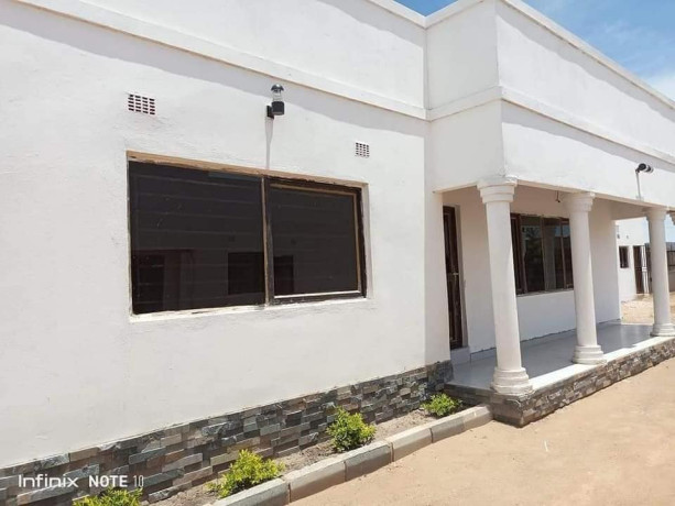23-bedroom-flats-for-rent-in-chalala-big-1