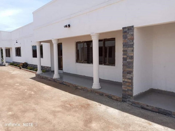 23-bedroom-flats-for-rent-in-chalala-big-2