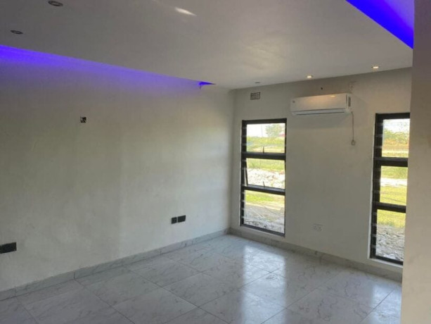 furnished-unfurnished-farm-lofts-for-rent-in-waterfalls-big-1