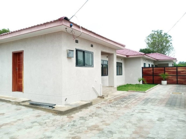 3-bedroom-house-for-rent-in-ibex-hill-big-1
