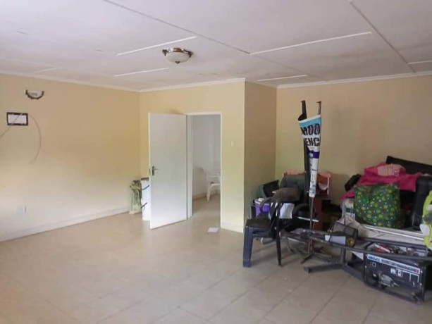2-bedroom-flat-for-rent-in-new-avondale-big-2