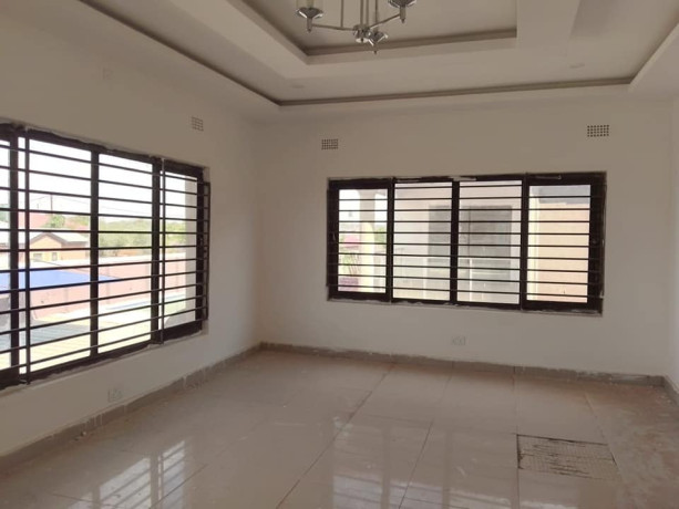 3-bedroom-houses-for-rent-in-woodlands-extension-big-3