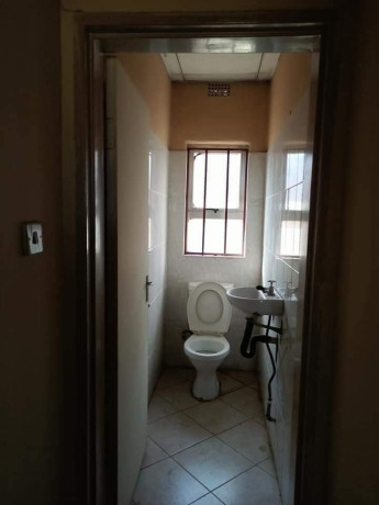 3-bedroom-flat-for-rent-in-avondale-big-2