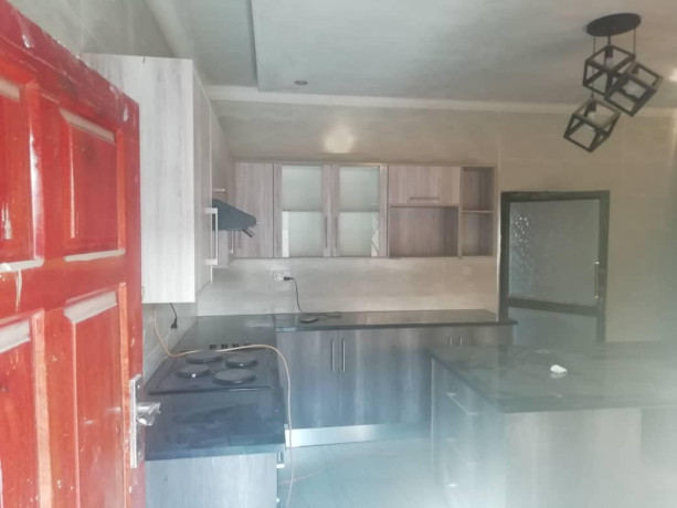 3-bedroom-flat-for-rent-in-chalala-big-2