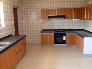 3-bedroom-flat-for-rent-in-ibex-hill
