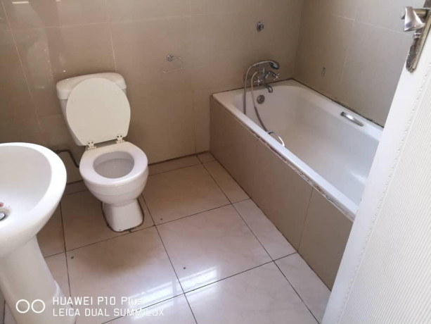 3-bedroom-flat-for-rent-in-chalala-big-9