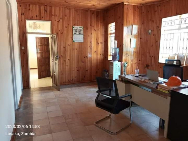 3-bedroom-house-for-rent-in-olympia-big-4