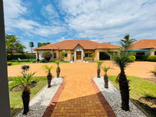 4-bedroom-standalone-house-for-rent-in-new-kasama