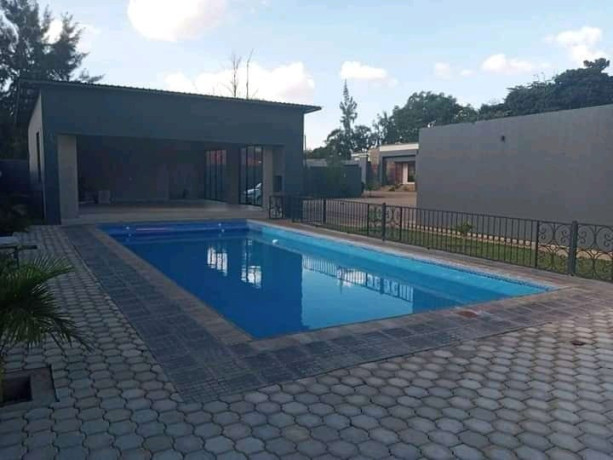 3-bedroom-flat-for-rent-in-makeni-buckley-big-0