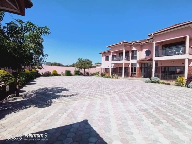 3-2-bedroom-flats-for-rent-in-chudleigh-big-1