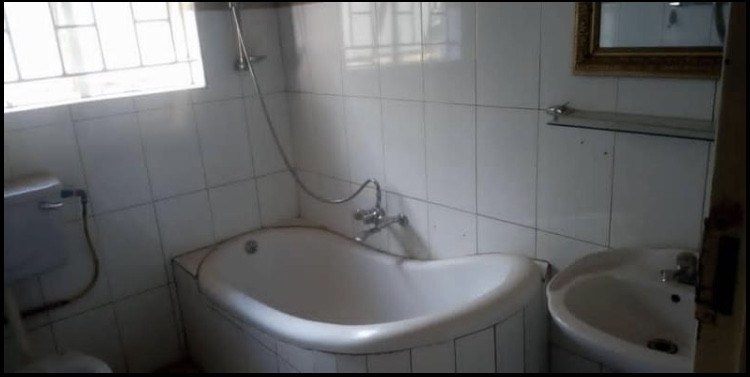 3-bedroom-house-for-rent-in-makeni-big-0