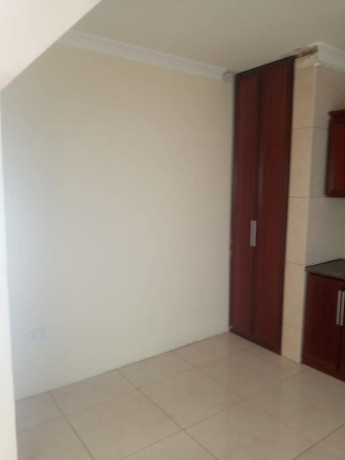 2-bedroom-flat-for-rent-in-makeni-big-2