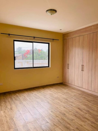 3-bedroom-houses-for-rent-in-roma-big-4