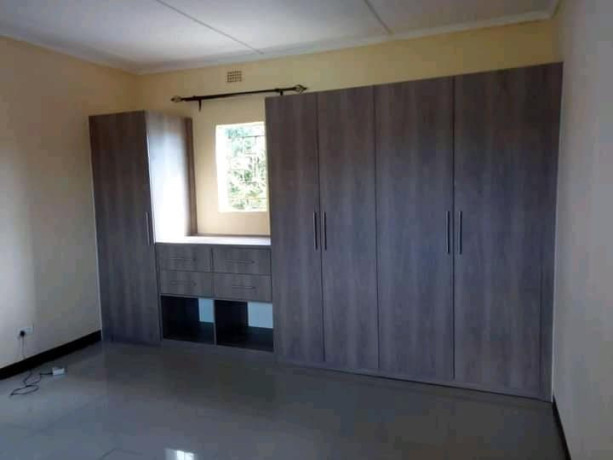 3-bedroom-house-for-rent-in-meanwood-big-5