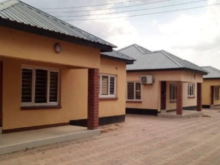 2-bedroom-flat-for-rent-in-makeni-bonaventure