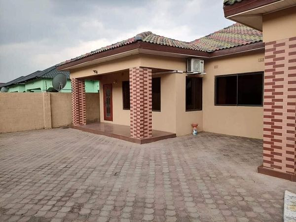 2-bedroom-flat-for-rent-in-salama-park-big-0