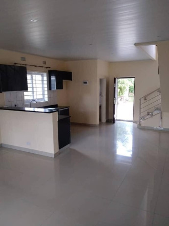 2-bedroom-flat-for-rent-in-olympia-big-7