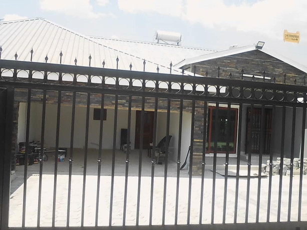 3-bedroom-house-for-rent-in-ibex-hill-big-2