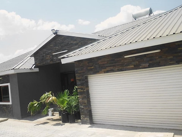 3-bedroom-house-for-rent-in-ibex-hill-big-1